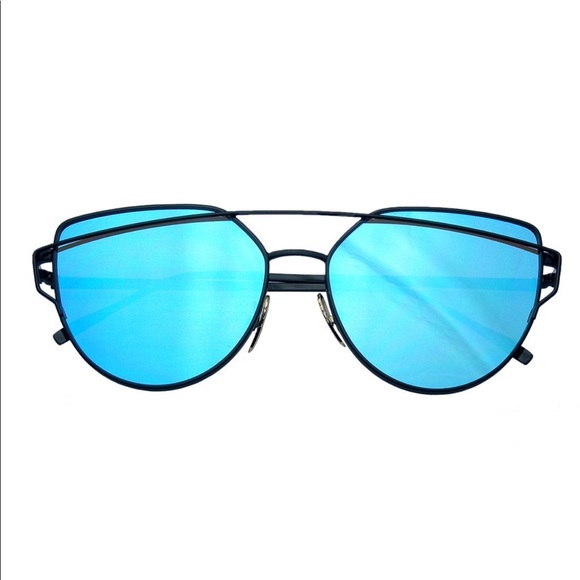 ✨LAST ONE ✨Cat Eye Mirrored flat lenses sunglasses - Picture 8 of 10